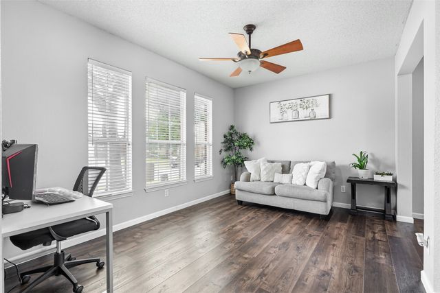904 Yukon Drive, Lewisville, TX 75077