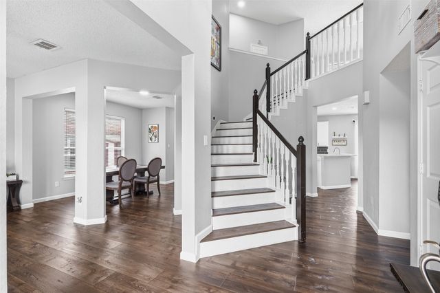 904 Yukon Drive, Lewisville, TX 75077