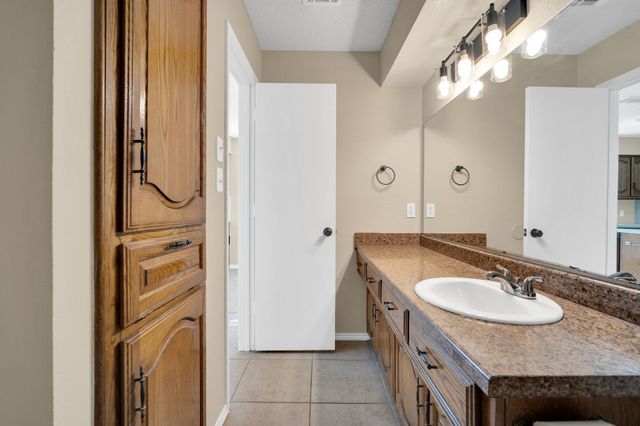 907 Potomac Drive, Lancaster, TX 75134