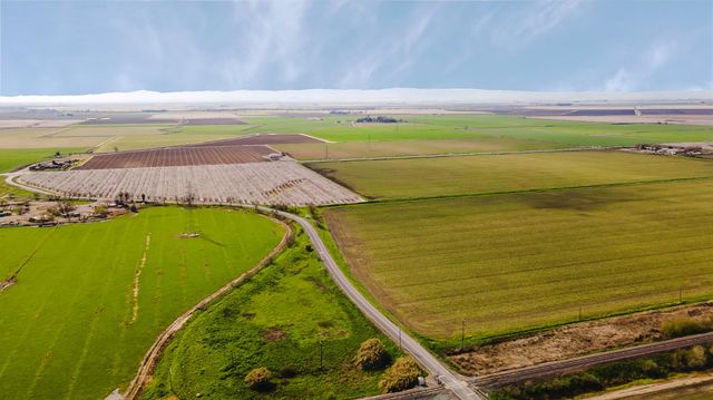 8181 W Highway 4, Stockton, CA 95206