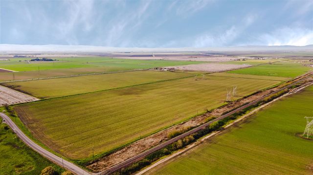 8181 W Highway 4, Stockton, CA 95206