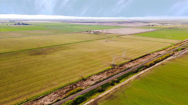 8181 W Highway 4, Stockton, CA 95206