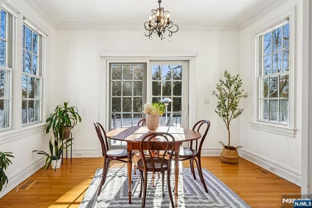 9 Mount Vernon Road, Montclair, NJ 07043