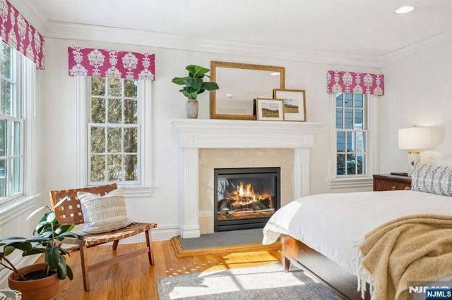 9 Mount Vernon Road, Montclair, NJ 07043