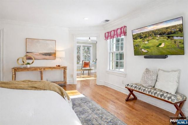 9 Mount Vernon Road, Montclair, NJ 07043