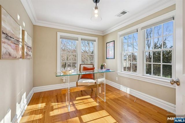 9 Mount Vernon Road, Montclair, NJ 07043