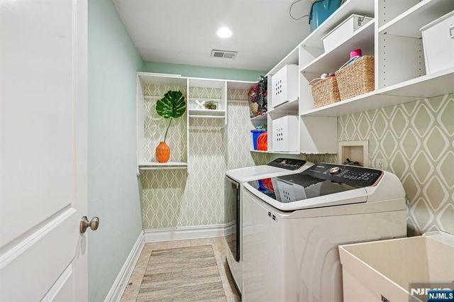 9 Mount Vernon Road, Montclair, NJ 07043