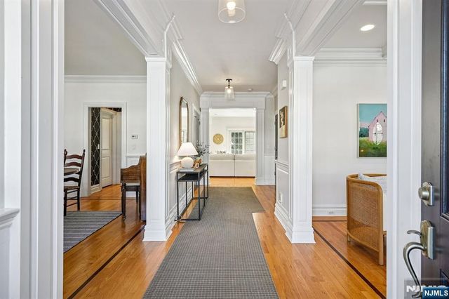 9 Mount Vernon Road, Montclair, NJ 07043