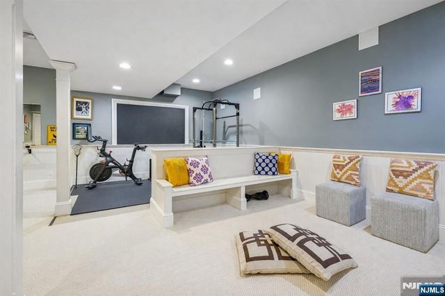 9 Mount Vernon Road, Montclair, NJ 07043