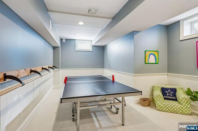 9 Mount Vernon Road, Montclair, NJ 07043