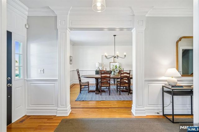 9 Mount Vernon Road, Montclair, NJ 07043