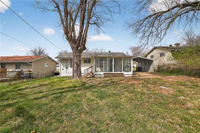 5130 Palmer Street, Kansas City, MO 64129