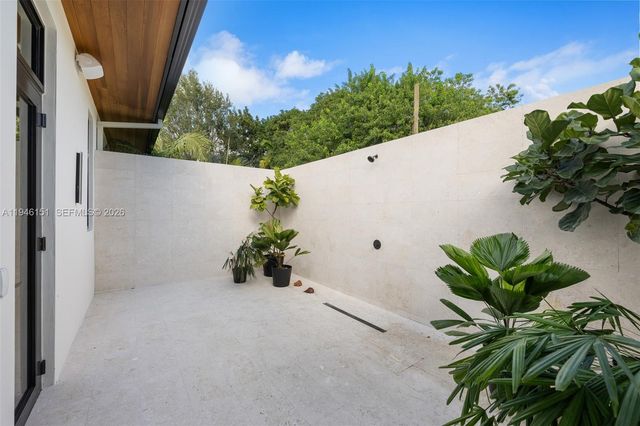 7725 SW 114th Street, Pinecrest, FL 33156