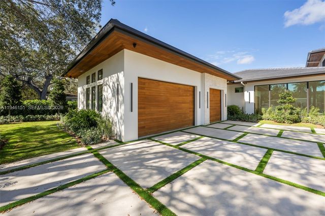 7725 SW 114th Street, Pinecrest, FL 33156