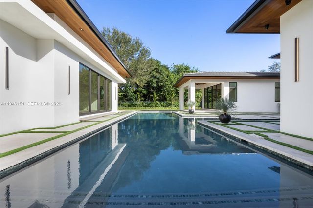 7725 SW 114th Street, Pinecrest, FL 33156