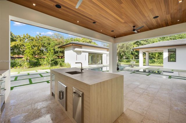 7725 SW 114th Street, Pinecrest, FL 33156