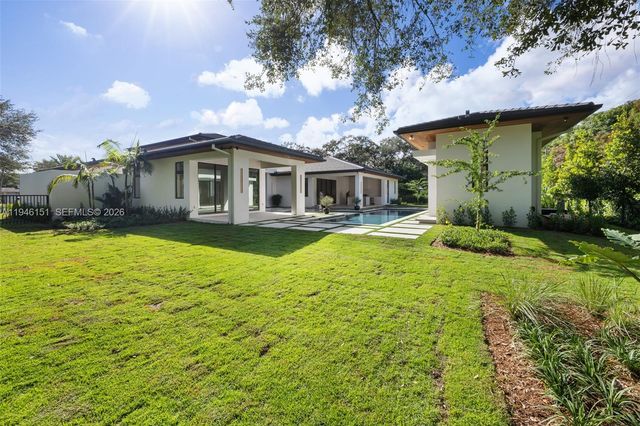 7725 SW 114th Street, Pinecrest, FL 33156