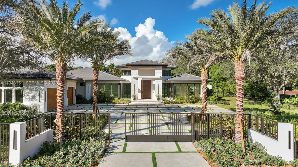 7725 SW 114th Street, Pinecrest, FL 33156