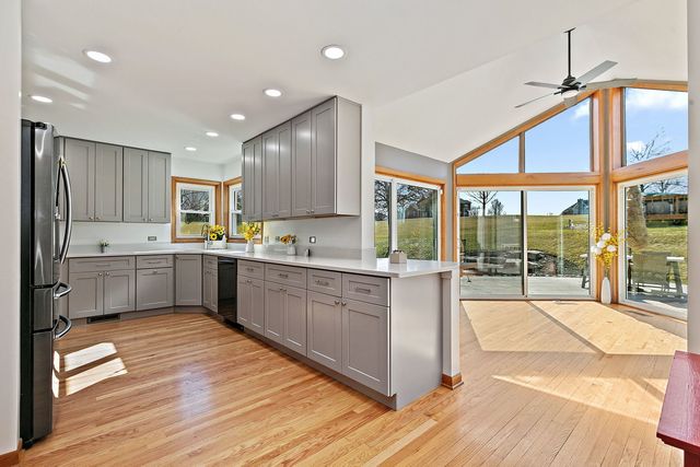 45W169 Hillview Lane, Hampshire, IL 60140