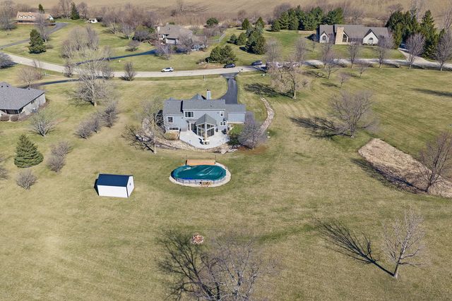 45W169 Hillview Lane, Hampshire, IL 60140