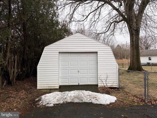 740 COLUMBIA AVE, Temple, PA 19560