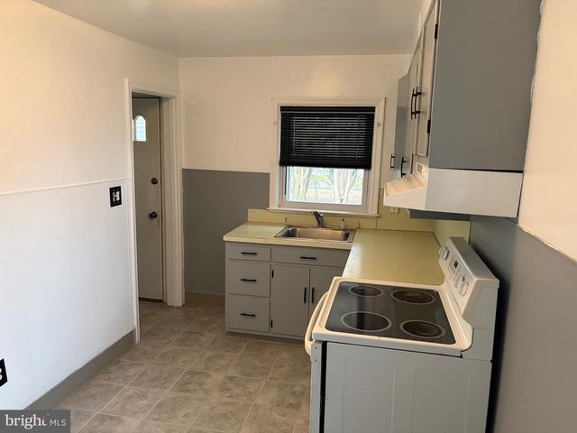 740 COLUMBIA AVE, Temple, PA 19560