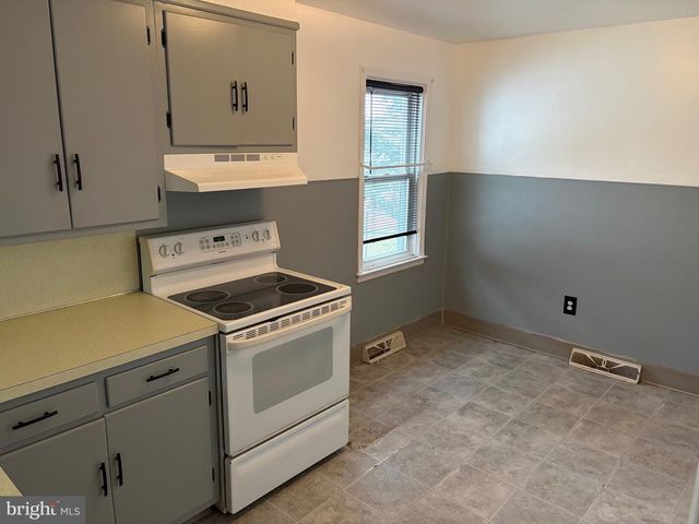 740 COLUMBIA AVE, Temple, PA 19560