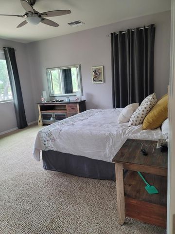 3826 E Cat Balue Drive, Phoenix, AZ 85050