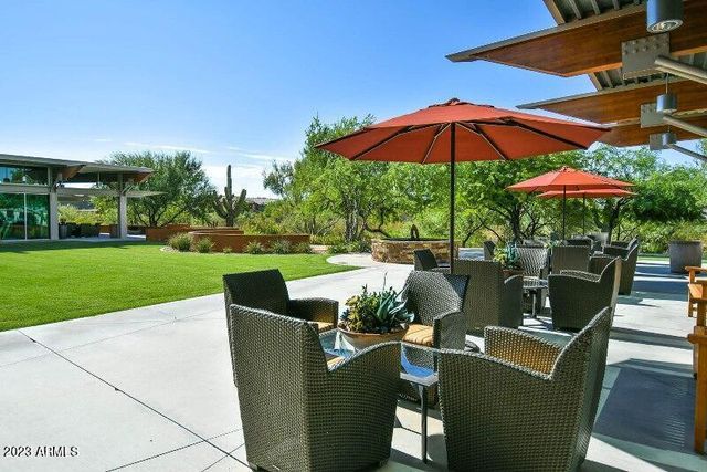 3826 E Cat Balue Drive, Phoenix, AZ 85050