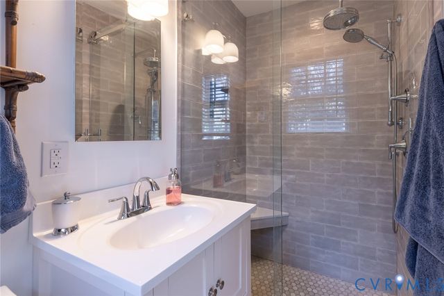 9901 Channing Cir, Richmond, VA 23235