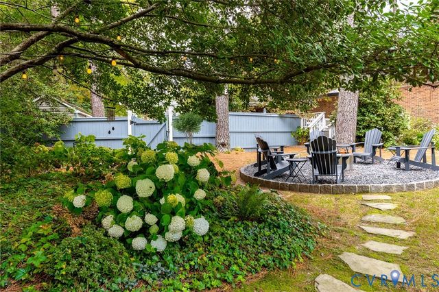 9901 Channing Cir, Richmond, VA 23235