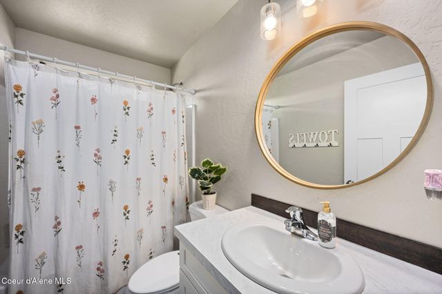 12750 N CAVANAUGH DR, Rathdrum, ID 83858