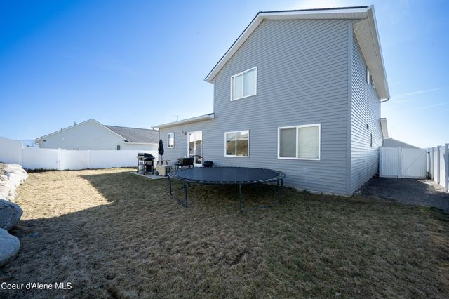 12750 N CAVANAUGH DR, Rathdrum, ID 83858