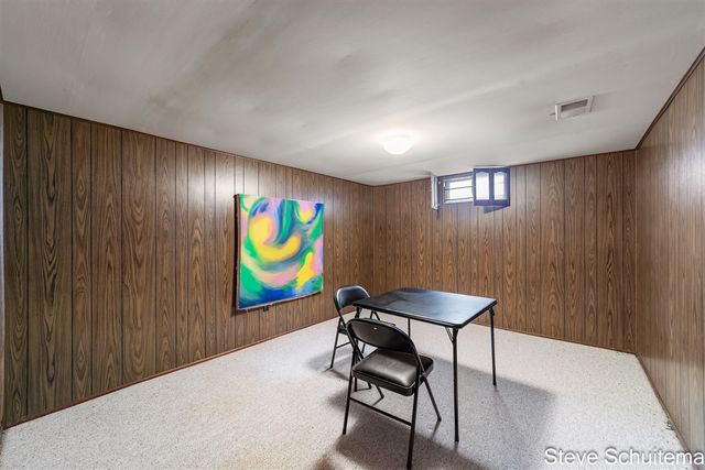 1423 Cornell Road, Muskegon, MI 49441