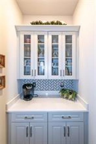 121 Via Roma, Woodstock, GA 30188