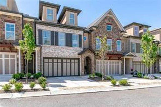 121 Via Roma, Woodstock, GA 30188