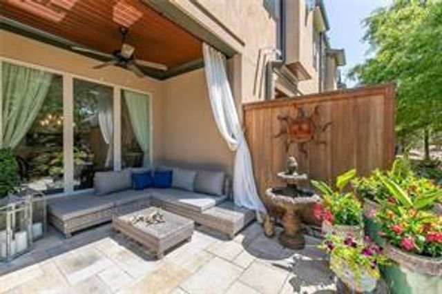 121 Via Roma, Woodstock, GA 30188