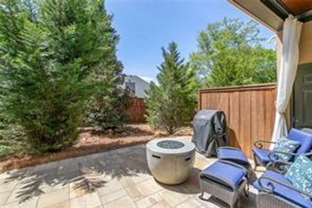 121 Via Roma, Woodstock, GA 30188