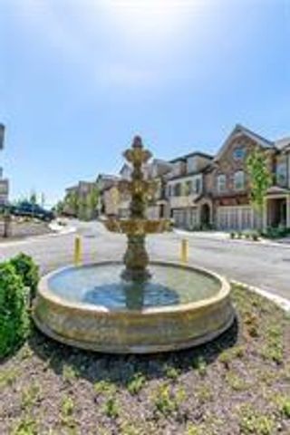 121 Via Roma, Woodstock, GA 30188