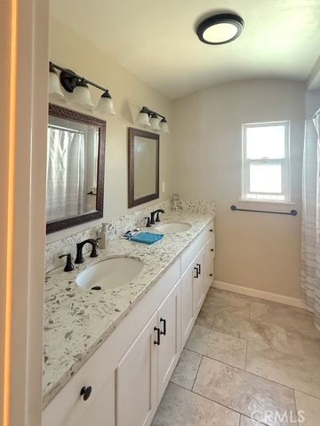 517 W 110th, Los Angeles, CA 90044