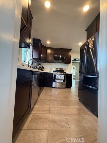 517 W 110th, Los Angeles, CA 90044