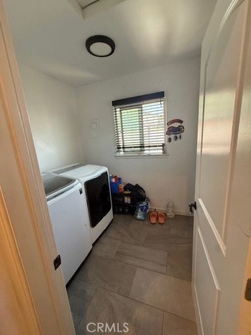 517 W 110th, Los Angeles, CA 90044