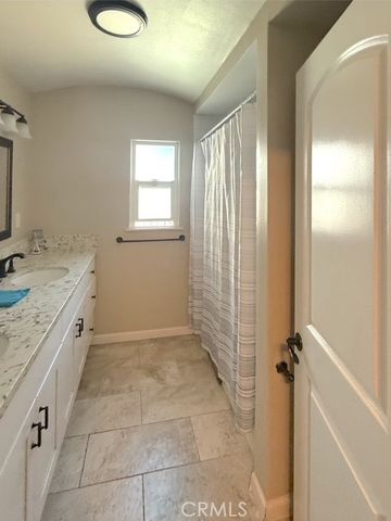 517 W 110th, Los Angeles, CA 90044