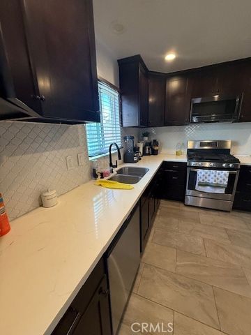 517 W 110th, Los Angeles, CA 90044