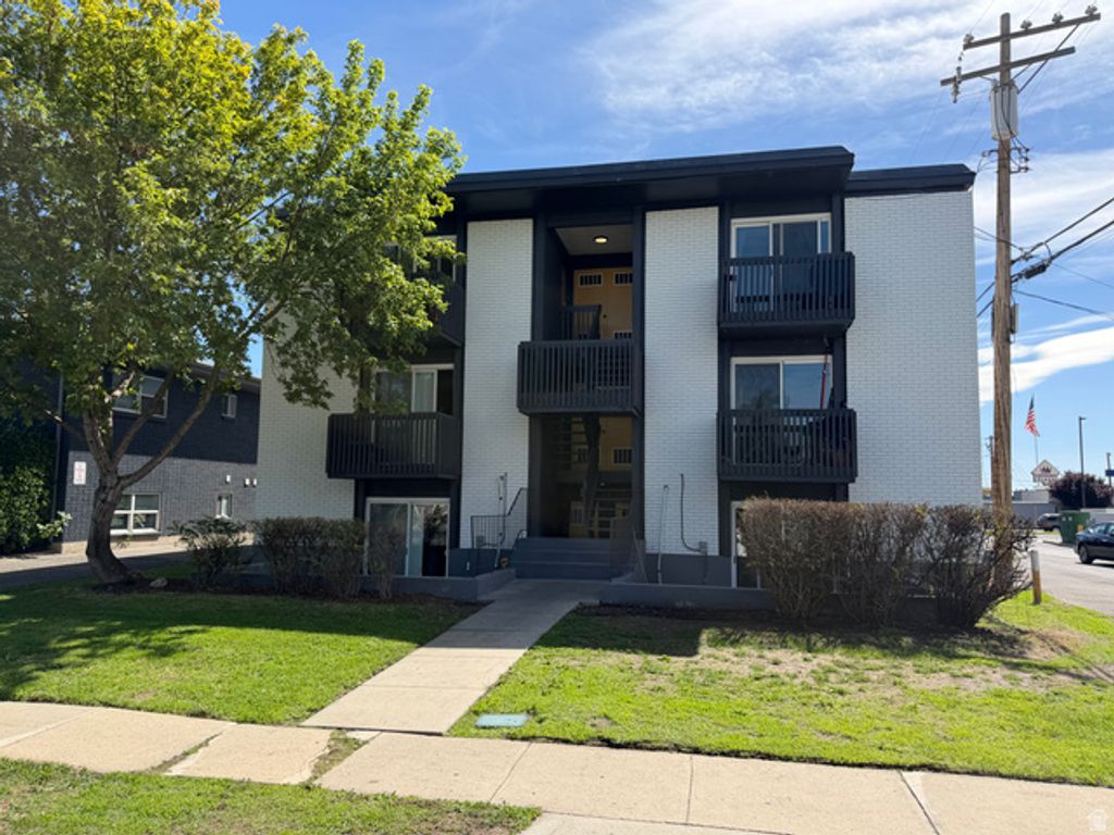 120 E UTOPIA AVE, Salt Lake City, UT 84105 — exterior