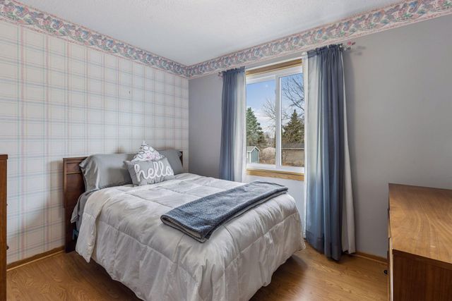 4159 Pennsylvania Avenue, Eagan, MN 55123