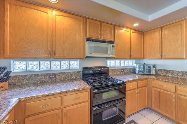 8328 Fawn Meadow Avenue, Las Vegas, NV 89149