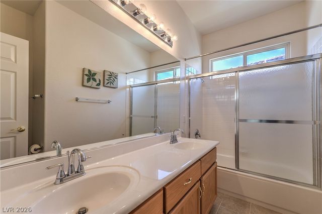 8328 Fawn Meadow Avenue, Las Vegas, NV 89149