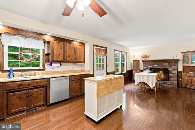 3007 LUSITANIA DR, Stafford, VA 22554