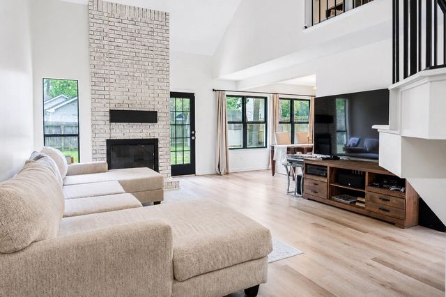 3515 Grove Oaks Drive, Houston, TX 77339